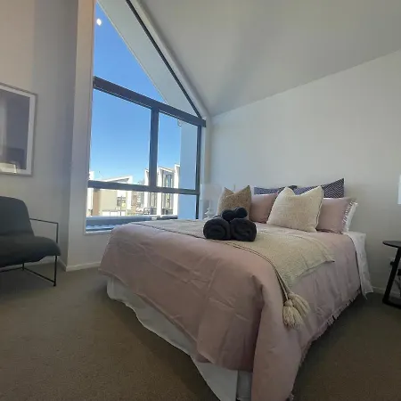 Inner City Luxury With Free Parking Christchurch Exterior photo