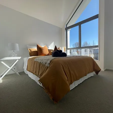 Inner City Luxury With Free Parking Christchurch Exterior photo
