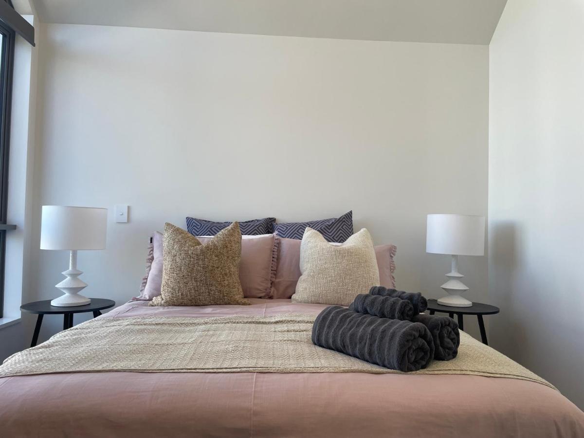 Inner Luxury With Free Parking Christchurch
