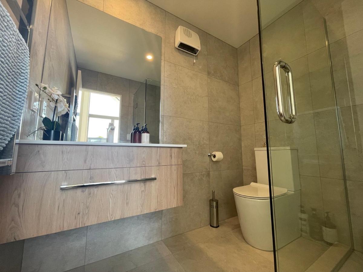 Holiday home Inner Luxury With Free Parking