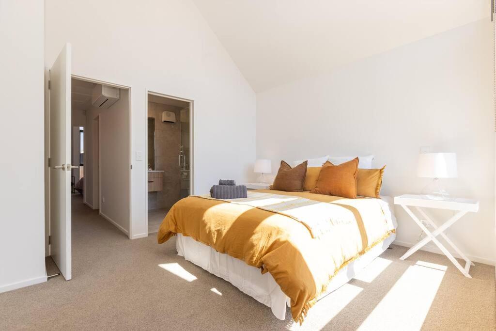 Inner Luxury With Free Parking *