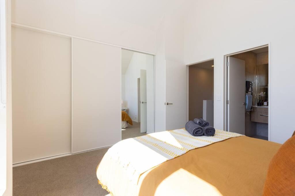 Inner Luxury With Free Parking Holiday home *