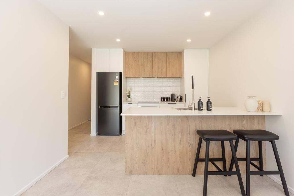 Inner Luxury With Free Parking * Christchurch